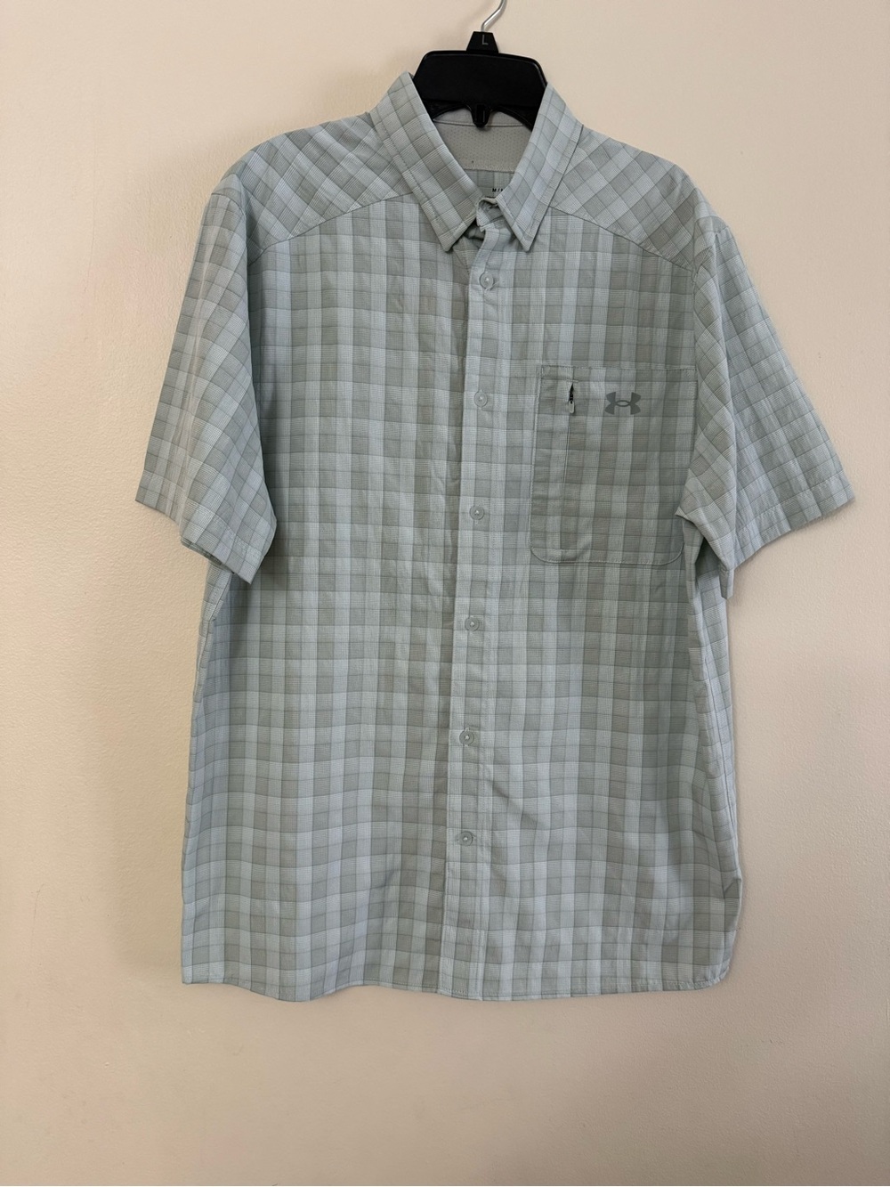 Under Armour Men’s Short-Sleeve Button-Down Shirt - Light Gray Plaid